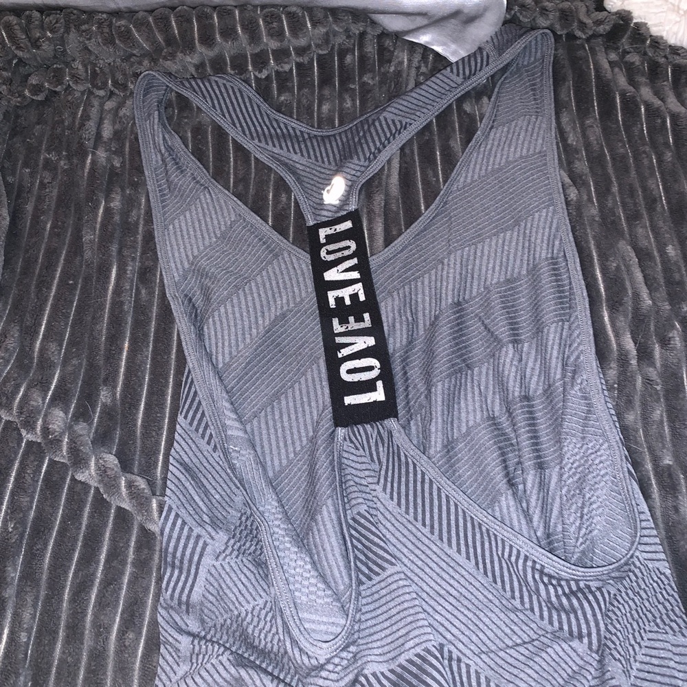gray tank - Picture 2 of 2